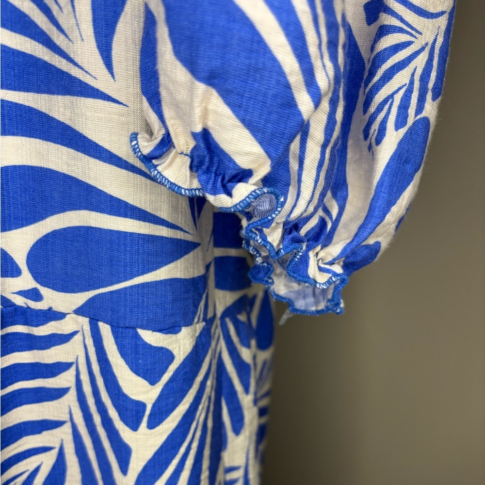 Mlle Gabrielle Vibrant Blue and White Patterned Tiered Midi Dress - Size large - Picture 5 of 12